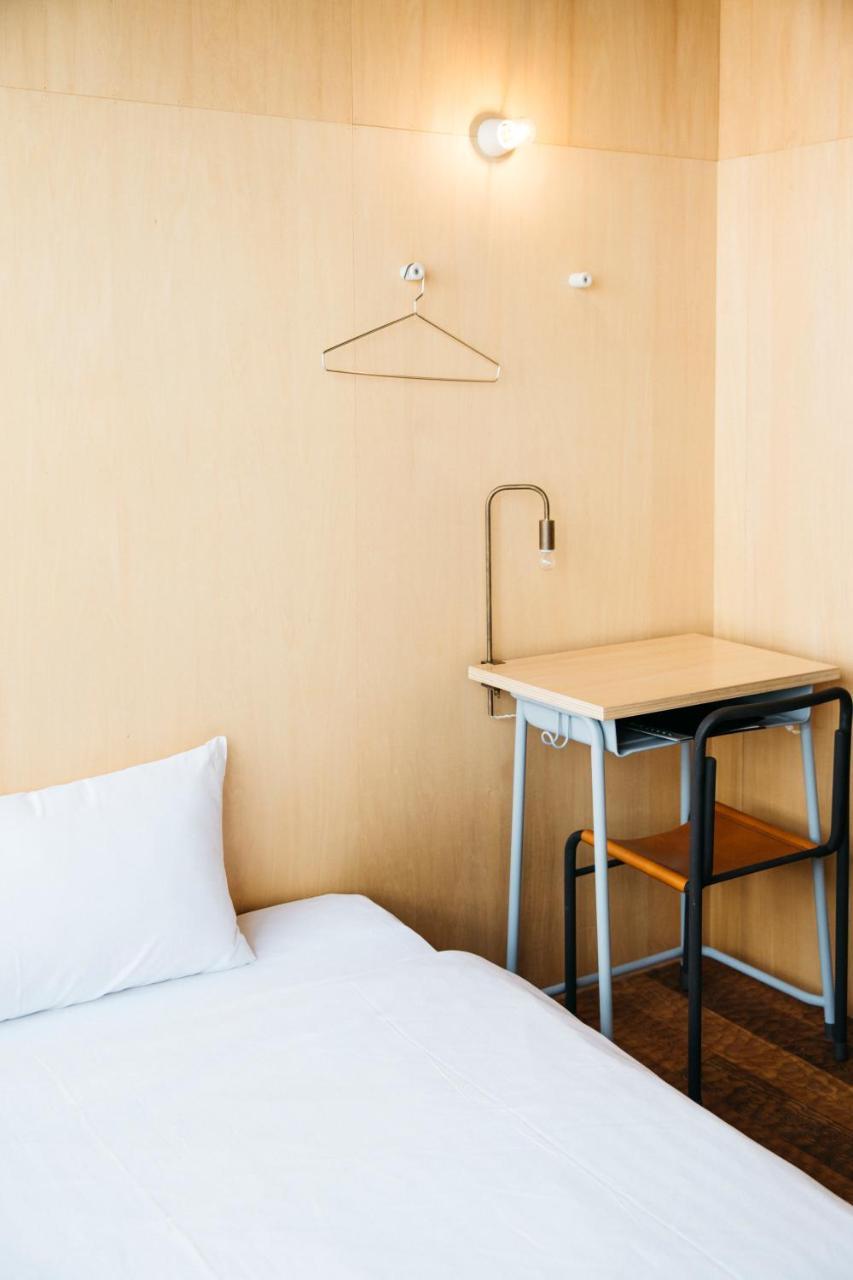 Iwashi Building Hostel Akune Экстерьер фото